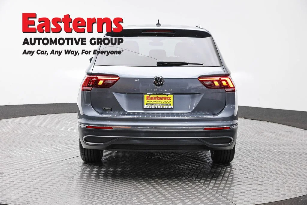 Used 2024 Gray Volkswagen 2.0T Wolfsburg Edition image 6