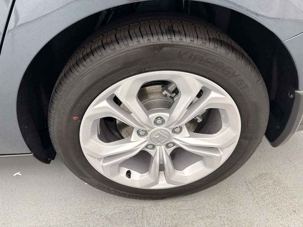 New 2026 Meteorite Gray Metallic Honda LX image 6