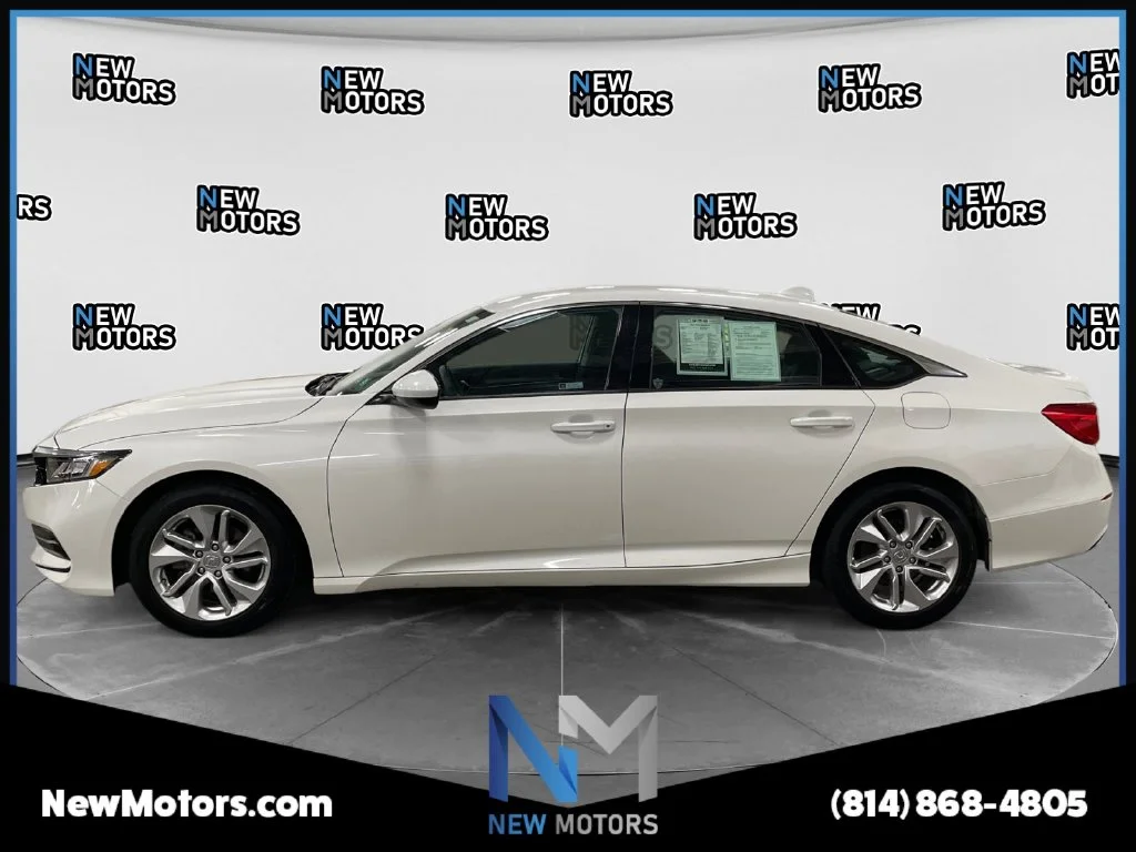 Used 2020 White Honda LX image 2