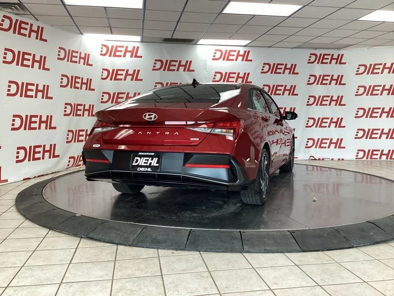 Used 2025 Red Hyundai Limited image 7