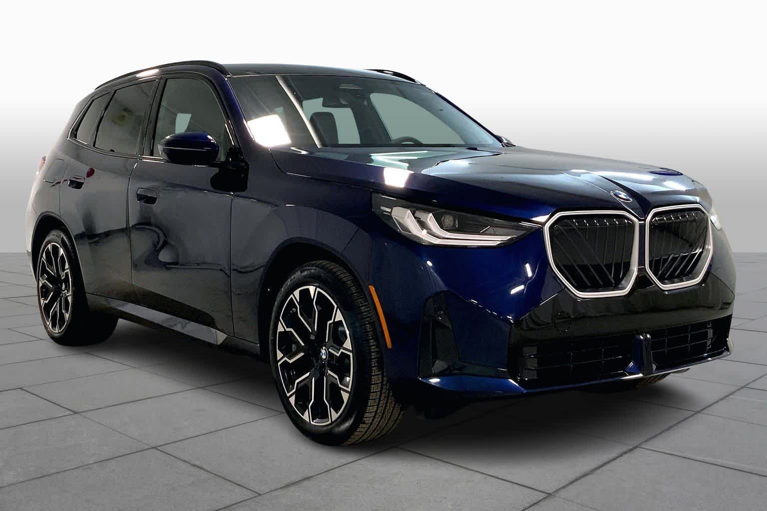 New 2026 Tanzanite Blue II Metallic BMW 30 xDrive image 2