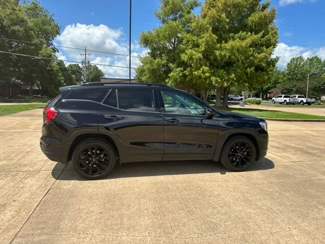 Used 2020 Black GMC SLT image 15