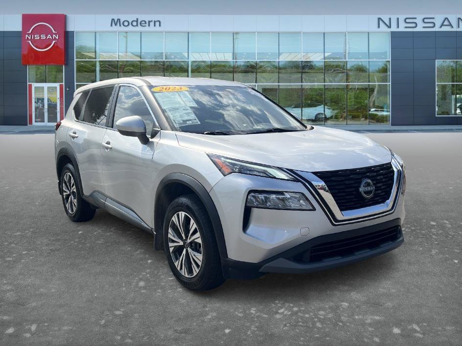 Used 2023 Brilliant Silver Metallic Nissan SV image 3