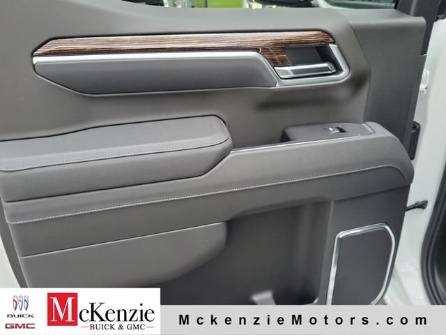 New 2026 Sterling Metallic GMC Elevation image 24