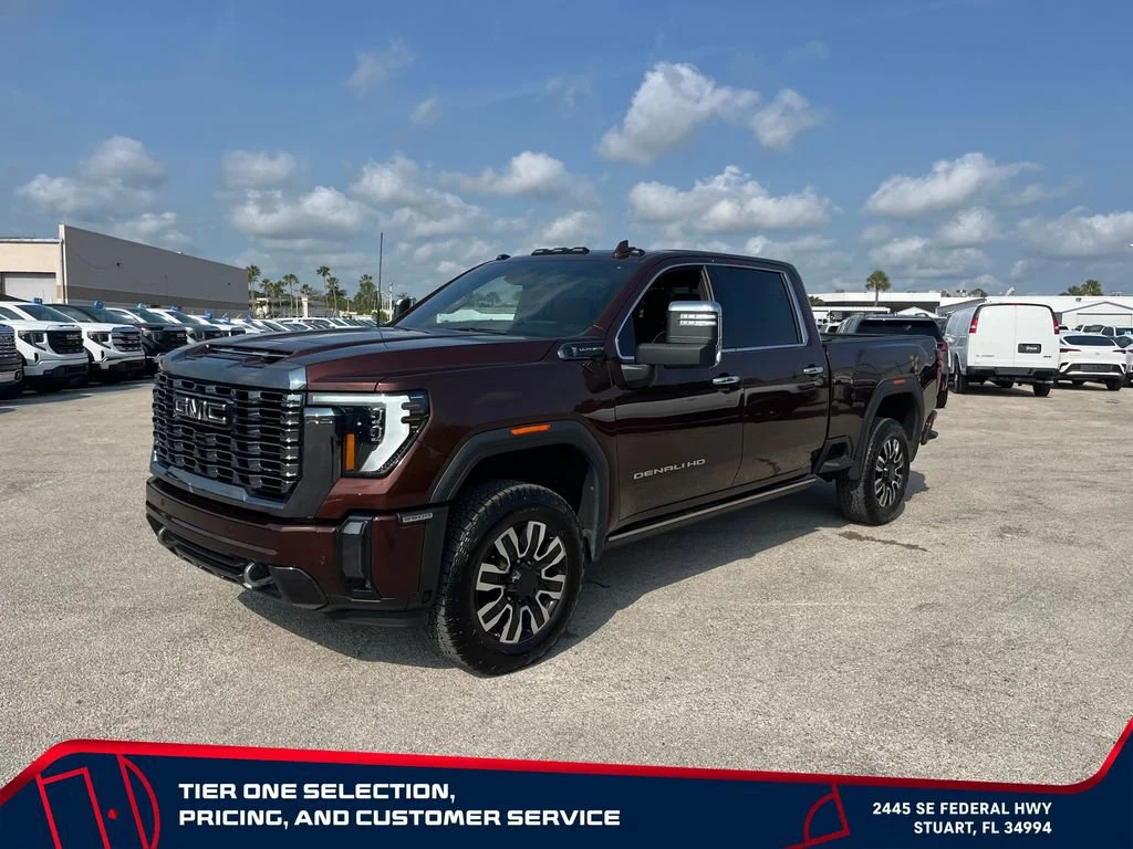 Used 2024 Redwood Metallic GMC Denali Ultimate image 9