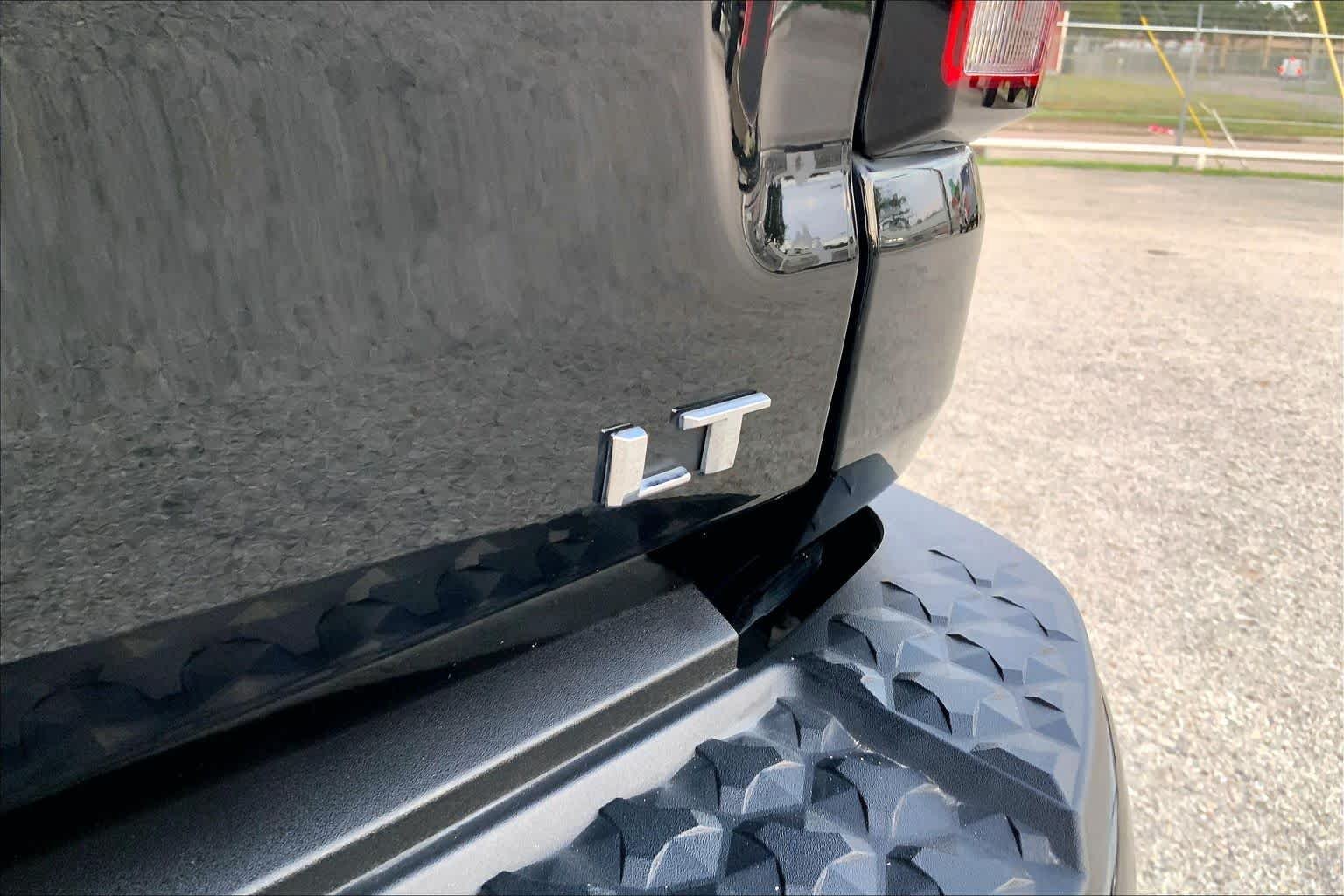 Used 2023 Black Chevrolet 2WD LT image 10