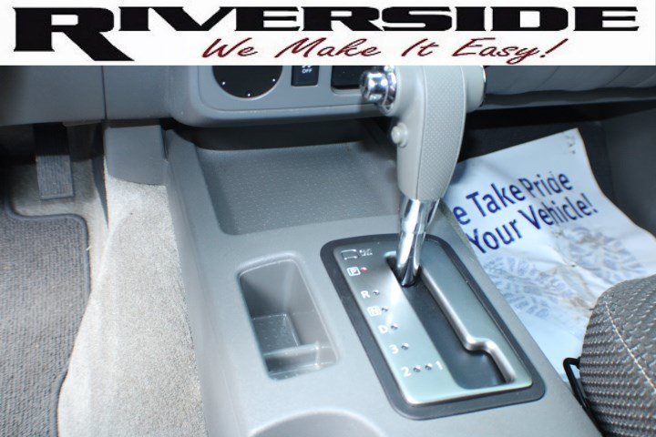 Used 2013 Super Black Nissan Desert Runner image 10