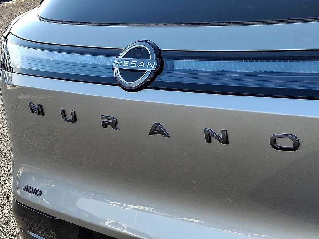 New 2026 Champagne Silver Metallic Nissan Platinum image 5