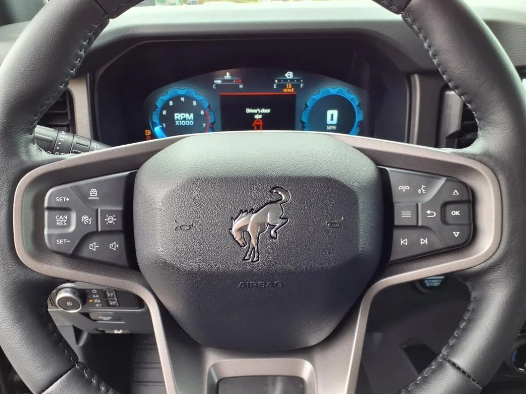New 2025 Carbonized Gray Metallic FORD Badlands® image 10