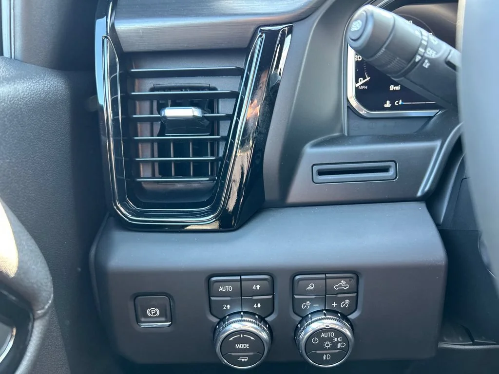 2026 GMC Sierra 1500 AT4 - Photo 20