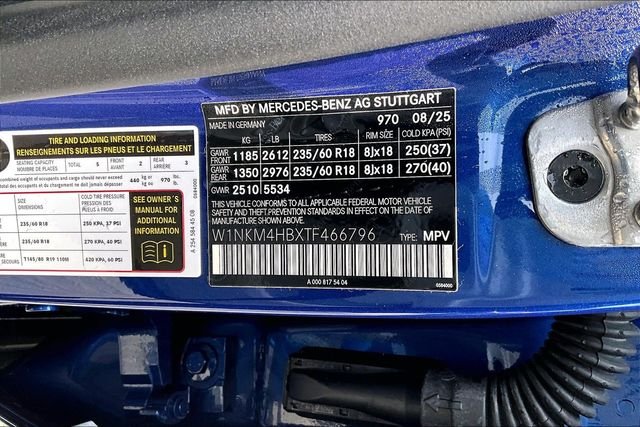 Used 2026 Blue Mercedes-Benz GLC 300 image 30