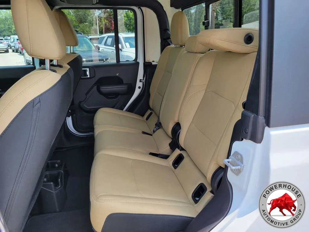 Used 2020 White Jeep Sport image 15