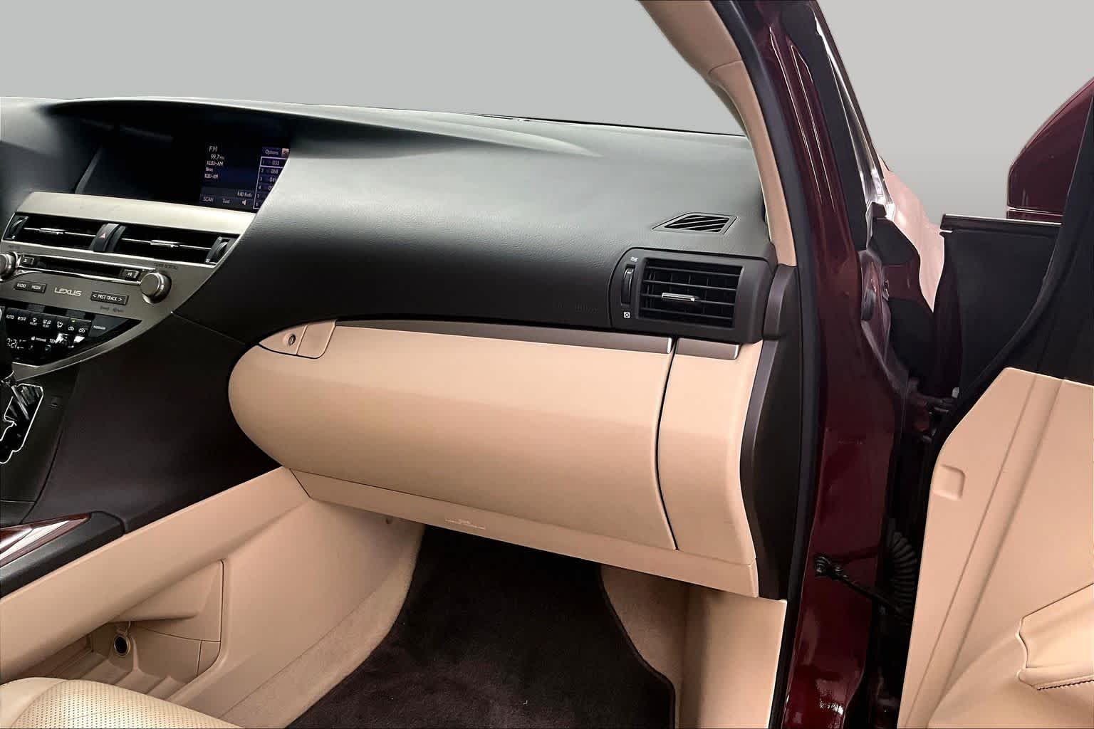 Used 2015 Claret Mica Lexus  image 19