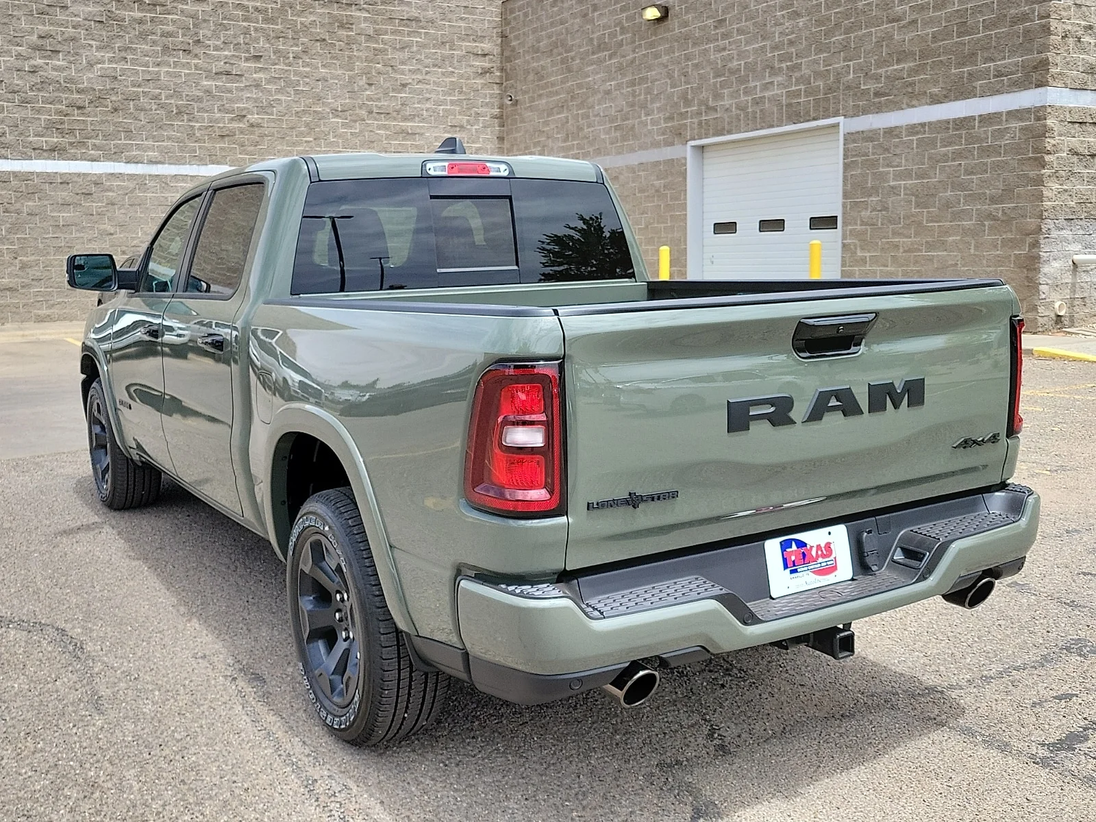 New 2026 PJ7 Canyon Lake Ram LONE STAR CREW CAB 4X4 5