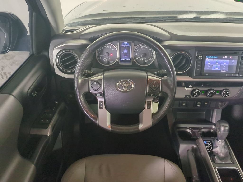 Used 2018 Gray Toyota SR5 image 16