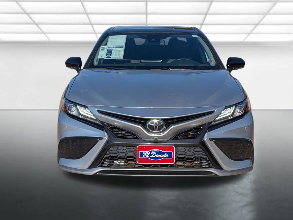 Used 2022 Silver Toyota XSE V6 image 26