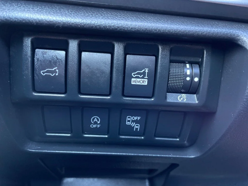 Used 2019 Silver Subaru Premium image 23