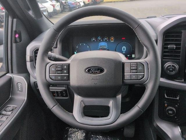New 2026 Carbonized Gray Metallic Ford XLT image 13