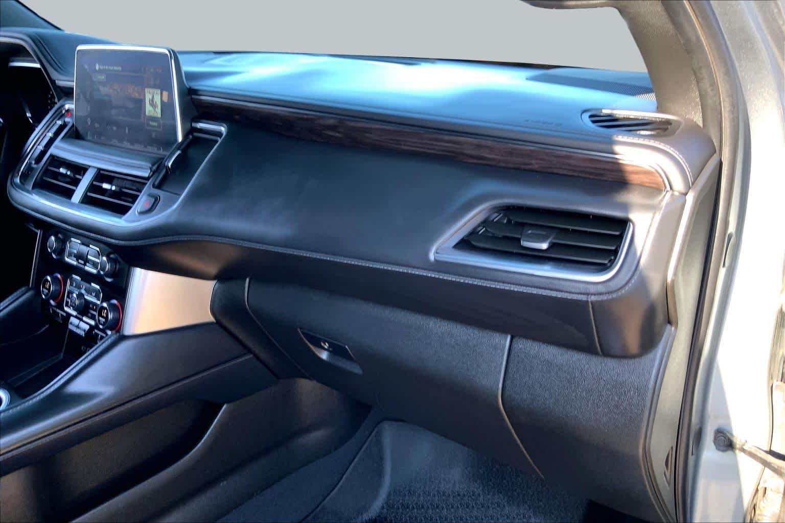 Used 2024 Sterling Gray Metallic Chevrolet LT image 19