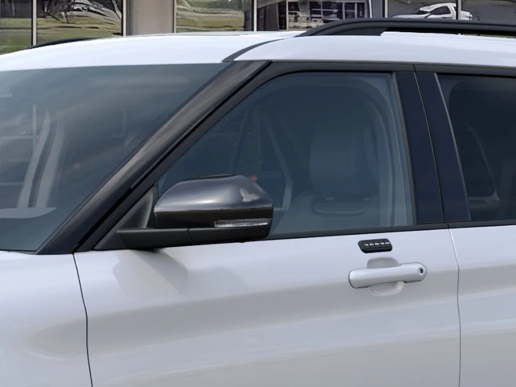 New 2027 Star White Metallic Tri-Coat Ford Tremor image 20