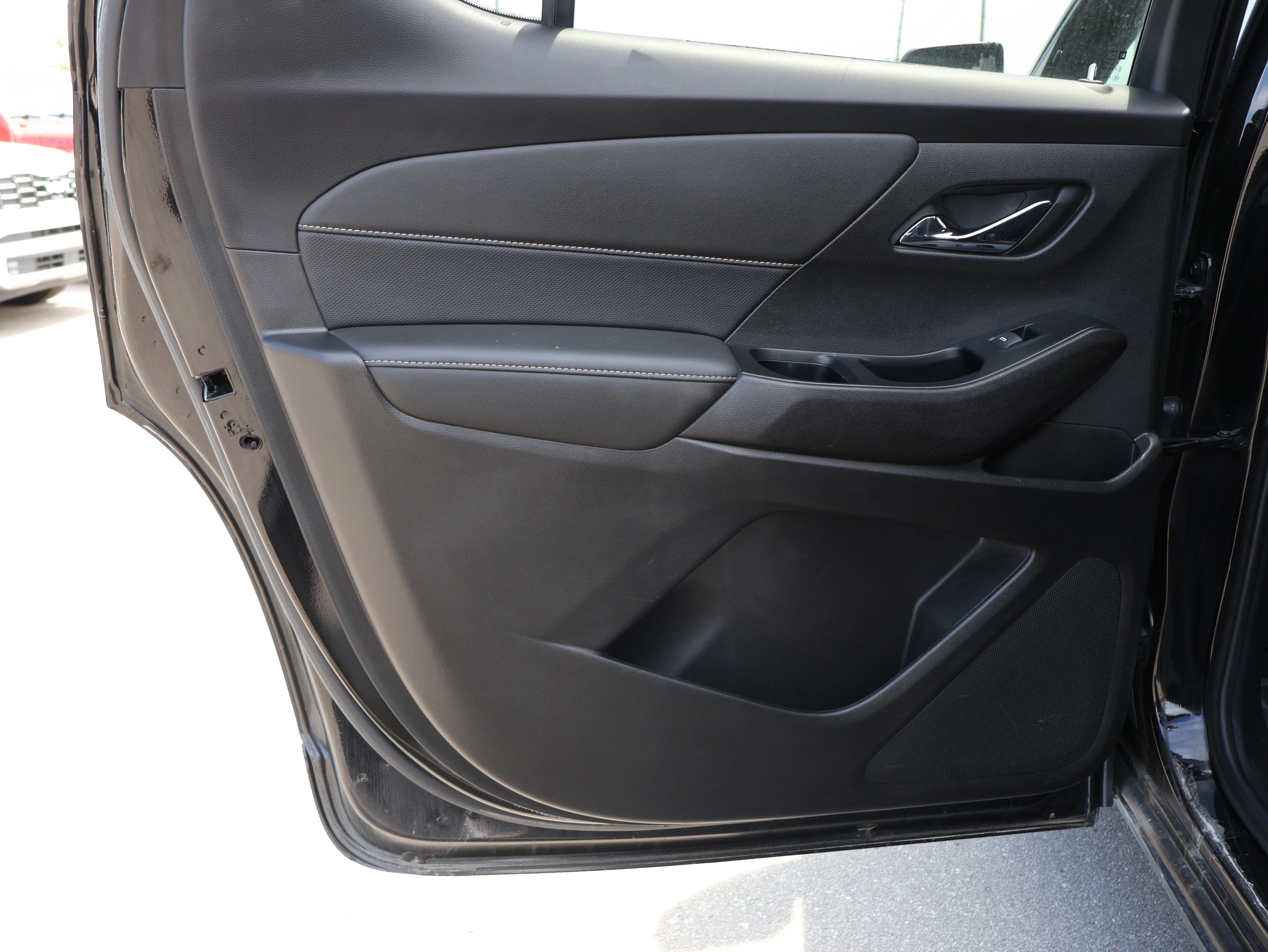2023 Chevrolet Traverse Premier - Photo 23