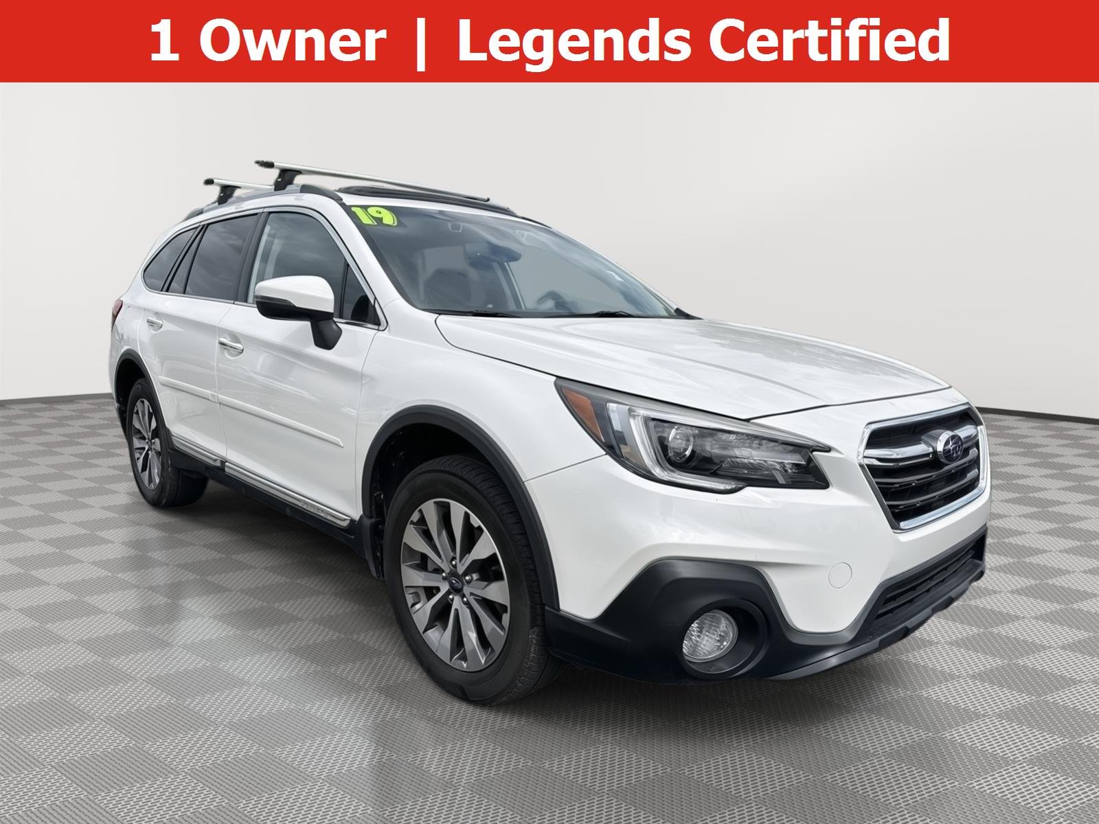 2019 Subaru Outback 2.5i Touring's photo