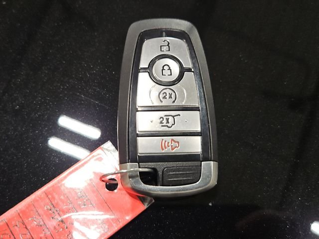 Used 2023 Black Ford SEL image 25