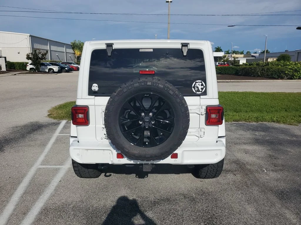 Used 2023 White Jeep 4-Door High Altitude 4x4 image 4