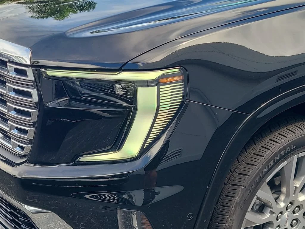 2026 GMC Acadia Denali - Photo 24