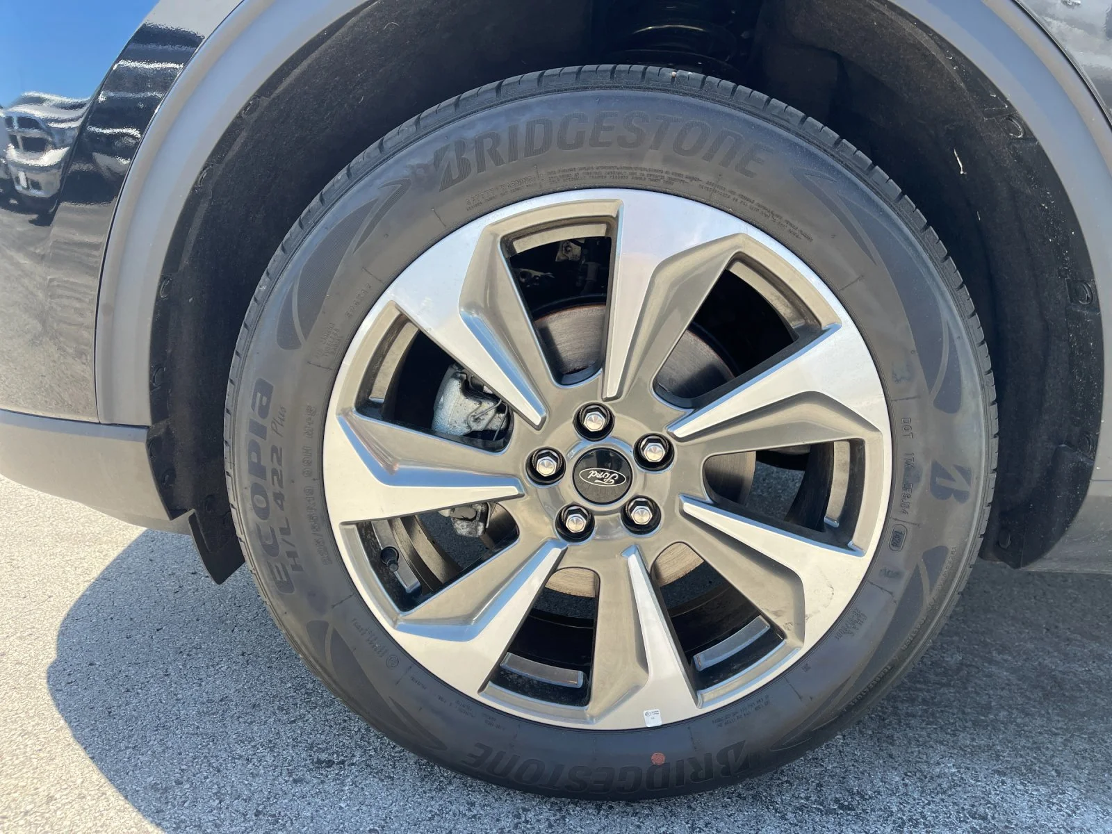 Used 2024  Ford Platinum image 31