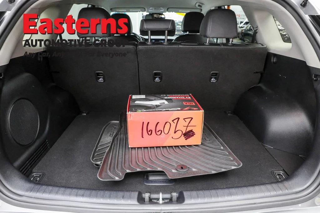 Used 2022 Gray Kia EX image 9