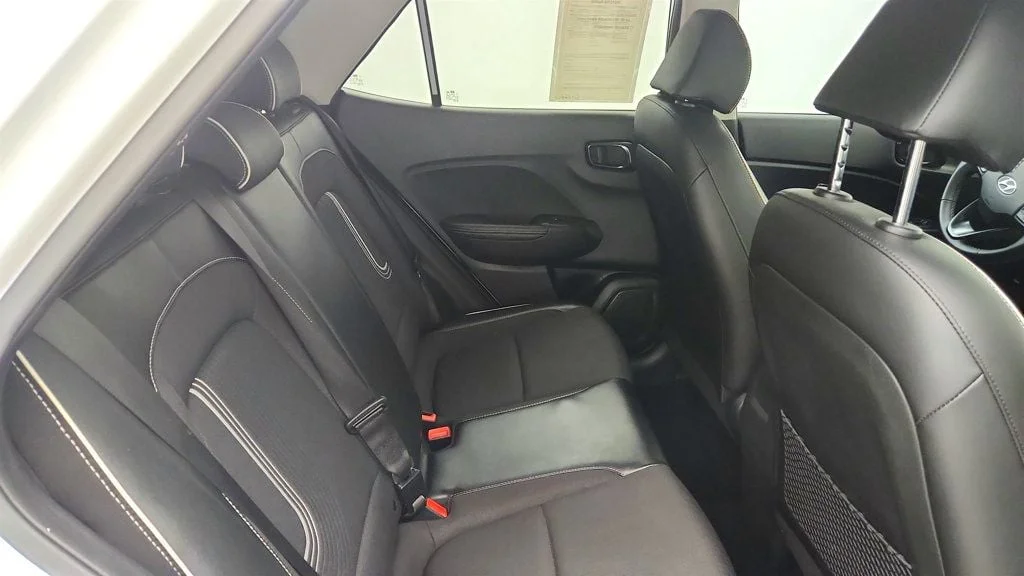 Used 2023 Lunar White Hyundai Limited IVT image 23