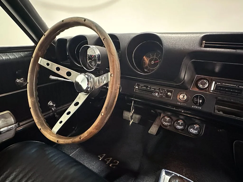Used 1968 Red Oldsmobile  image 58