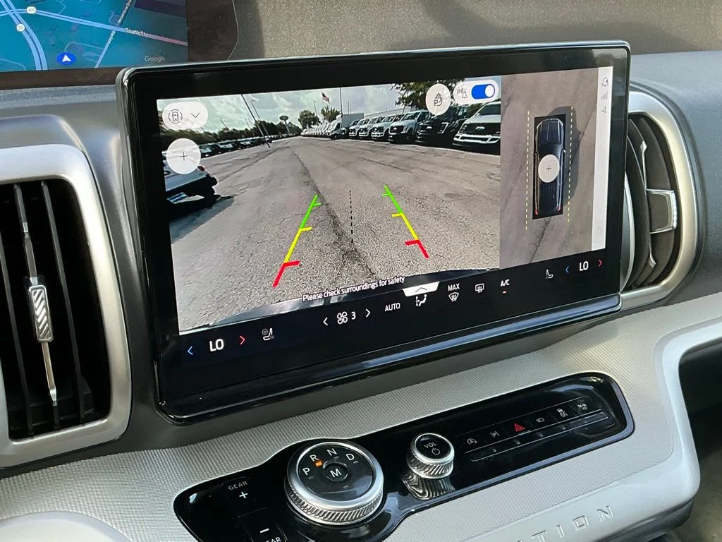 Used 2025 Black Ford Active image 39