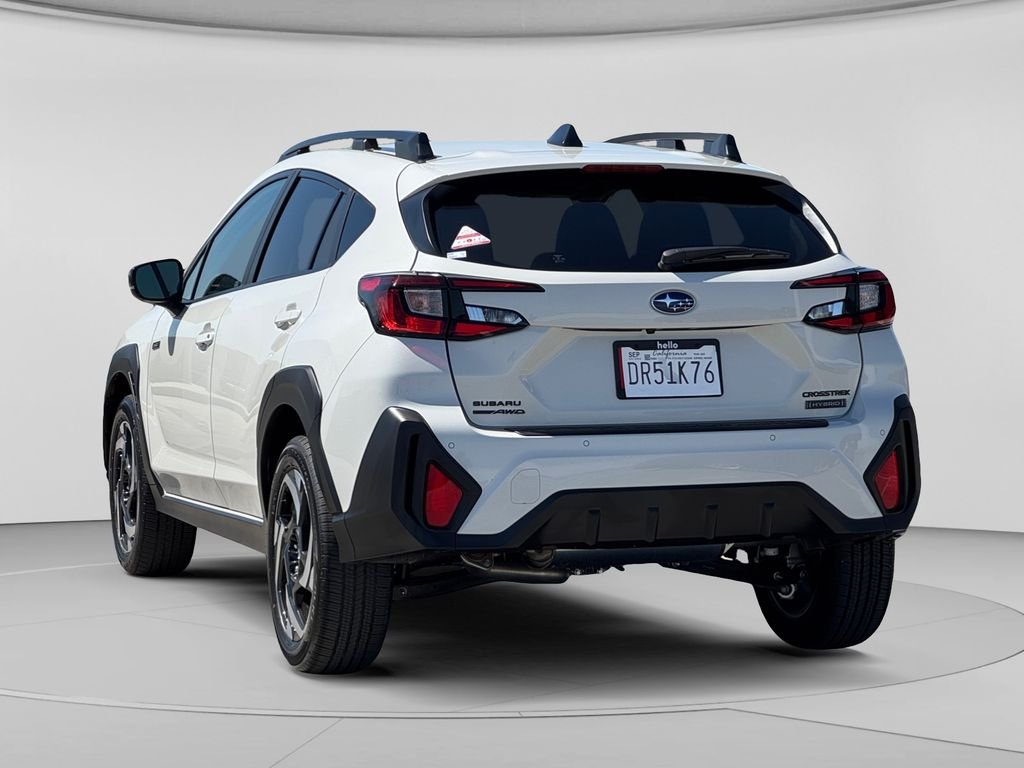 Used 2026 Crystal White Pearl Subaru Limited image 29