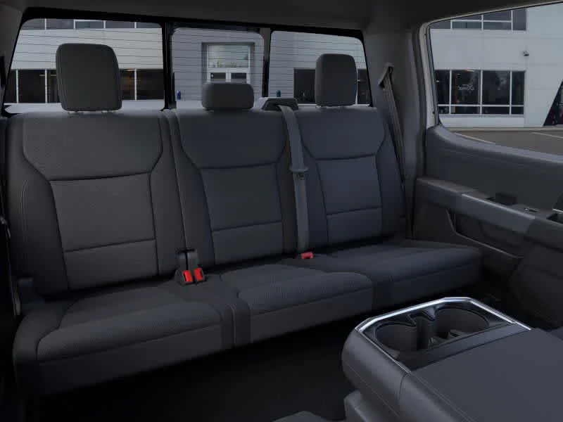 New 2026 Oxford White Ford XLT image 11