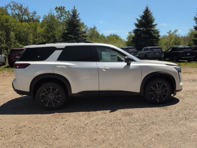 New 2026 Everest White Pearl TriCoat Nissan SL image 2