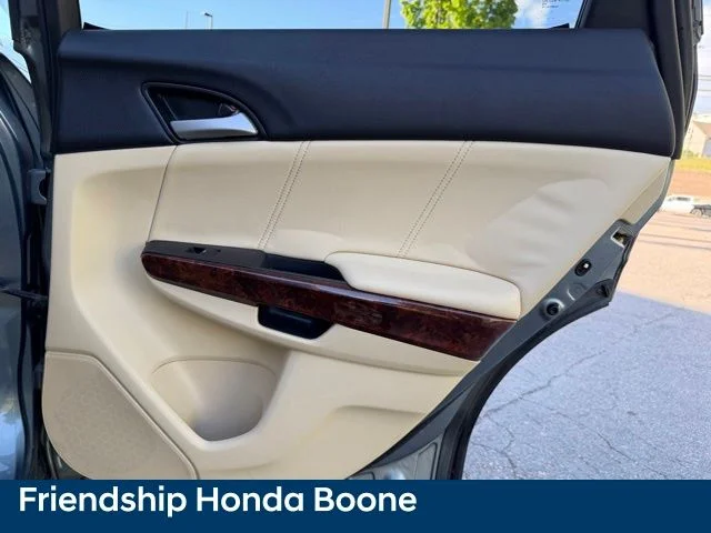 Used 2010  Honda EX-L image 34