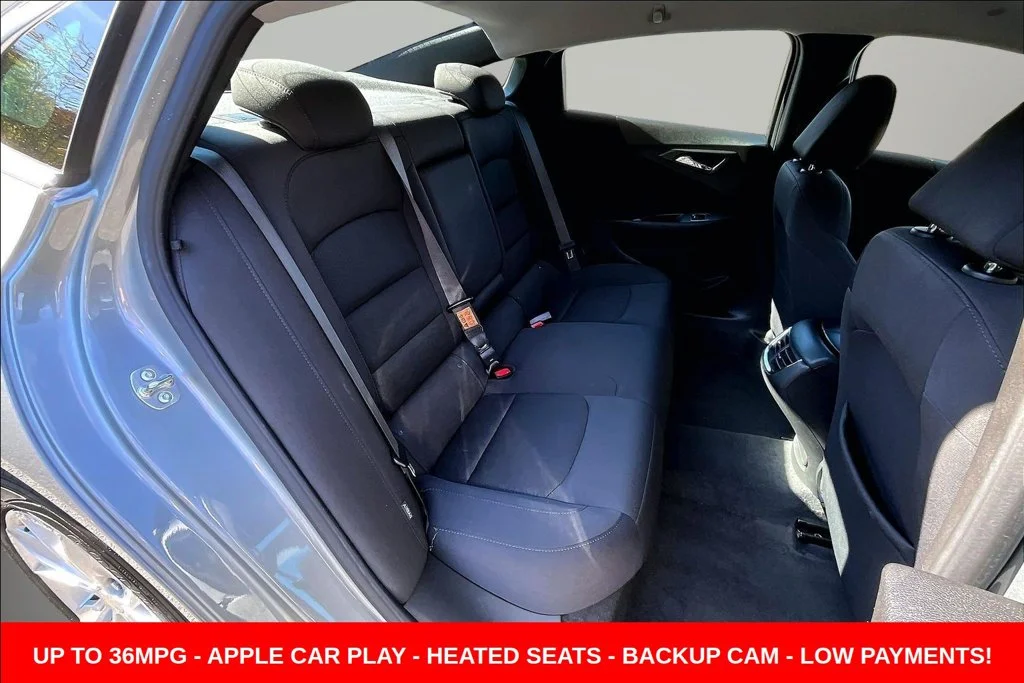 Used 2024 Gray Chevrolet LT image 30