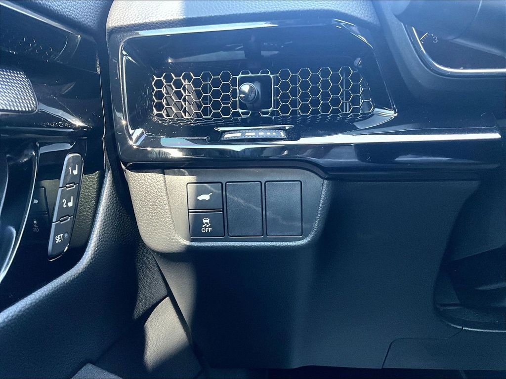 Used 2023  Honda EX-L image 17