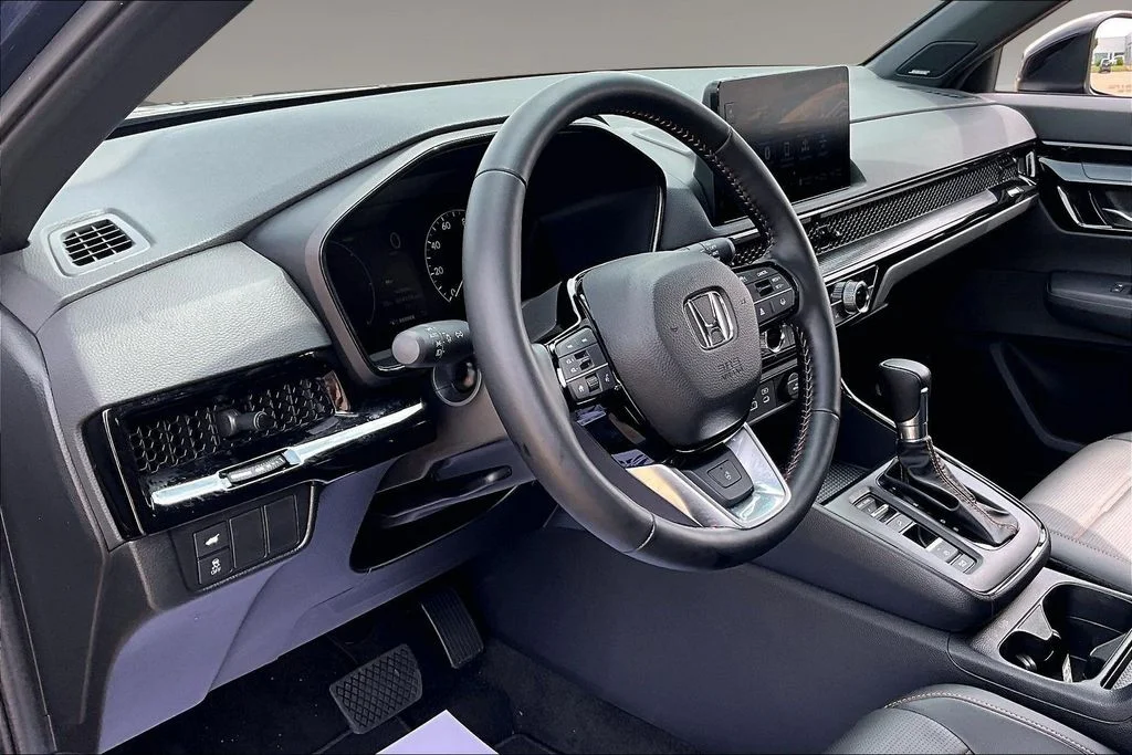 Used 2025  Honda Sport Touring image 13