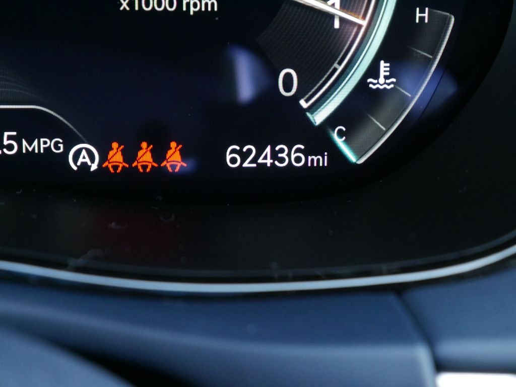 Used 2025 Silver Genesis 3.5T Sport image 40