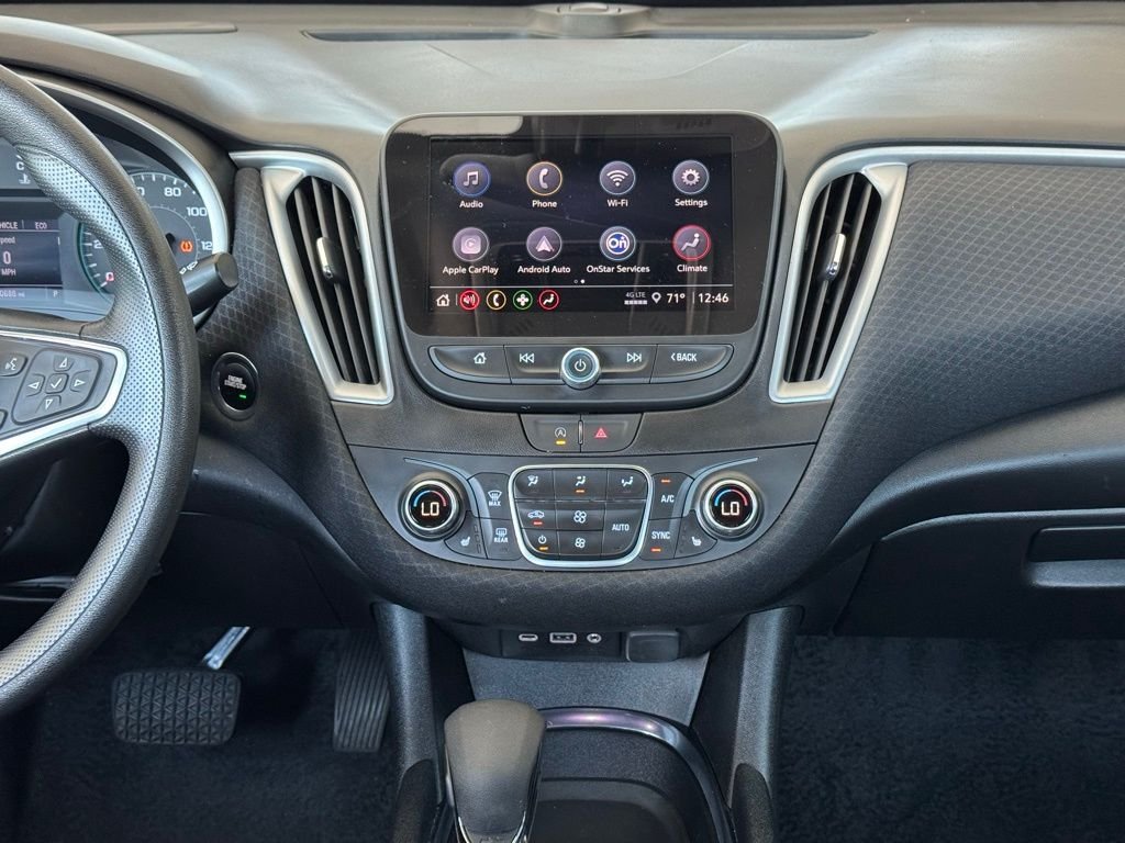 Used 2025 White Chevrolet LT image 23