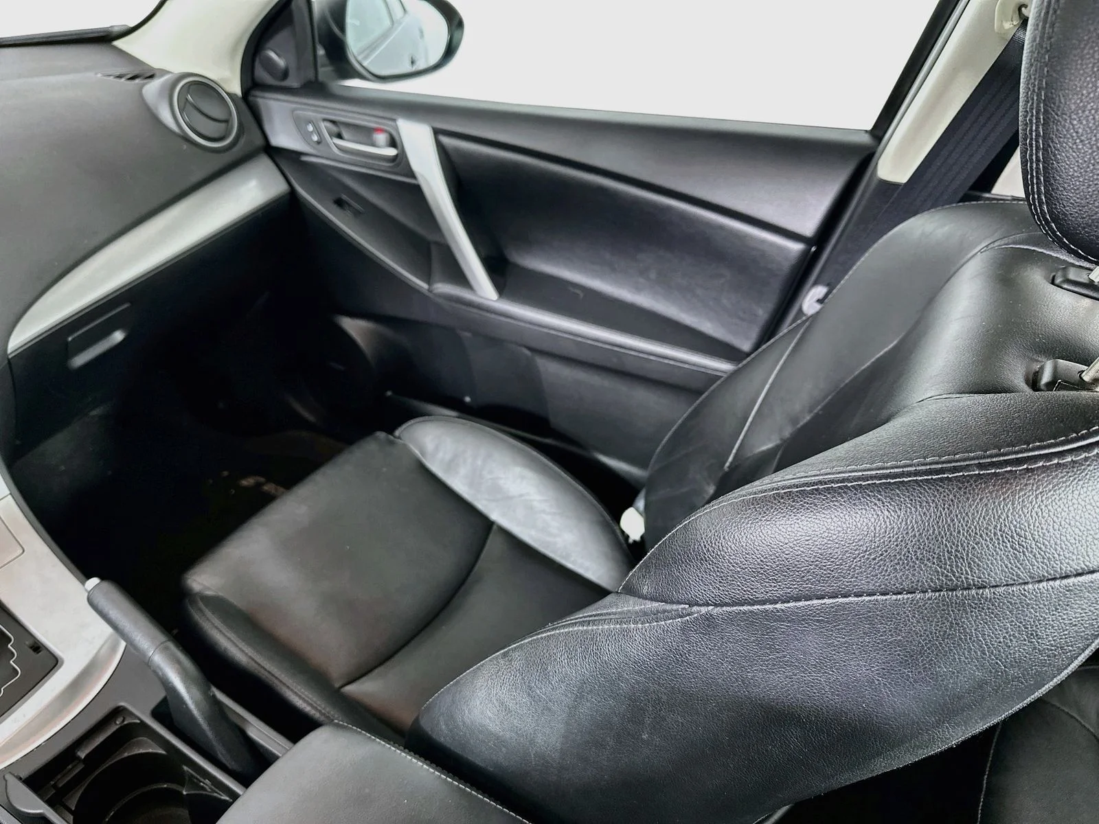 Used 2010 Graphite Mica Mazda s Grand Touring image 23