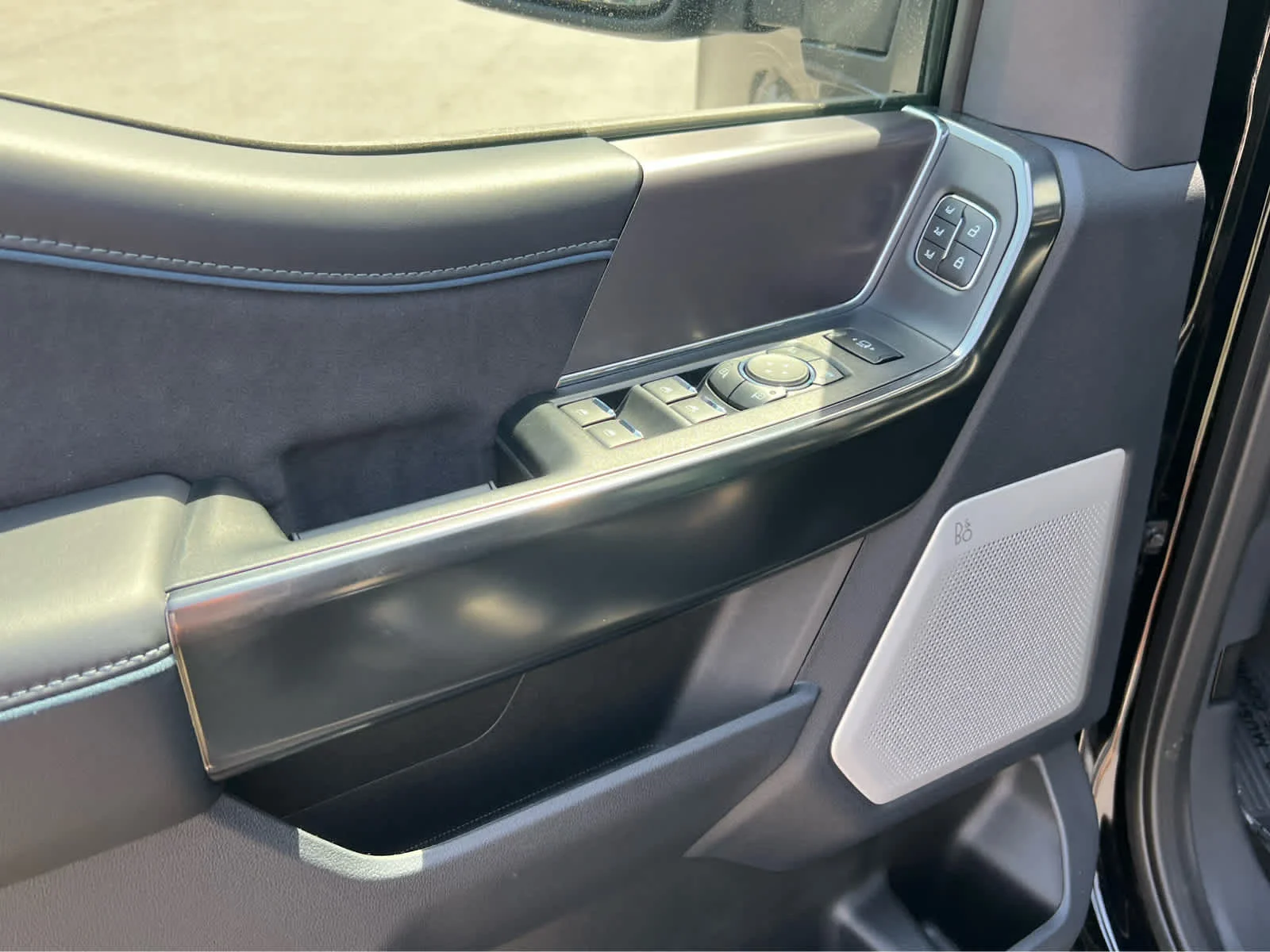 New 2026 Agate Black Metallic Ford F-350® Platinum® image 32