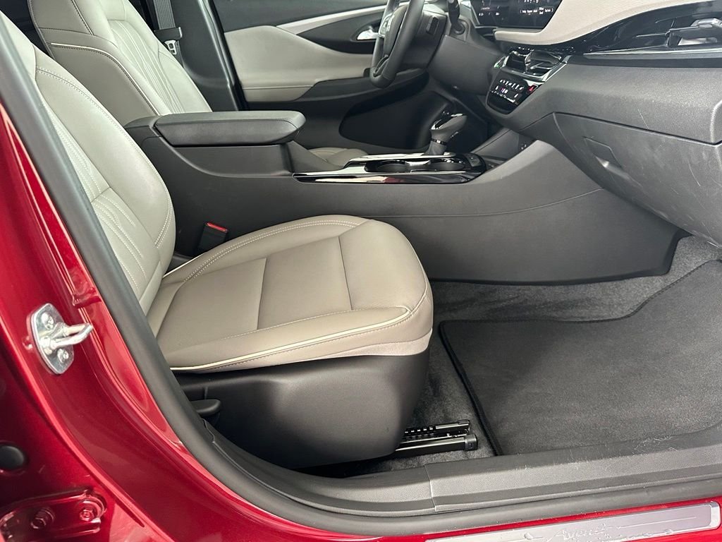 Used 2025 Red Buick Avenir image 39