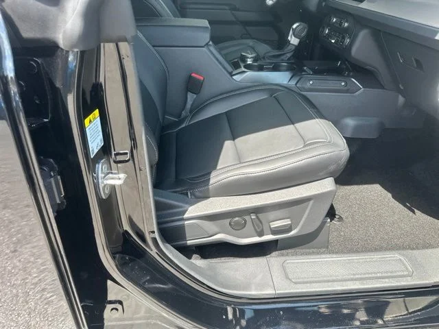 New 2026 Shadow Black Ford Outer Banks® image 29