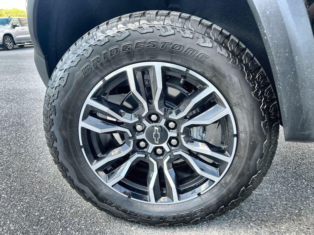 New 2026 Black Chevrolet Trail Boss image 11