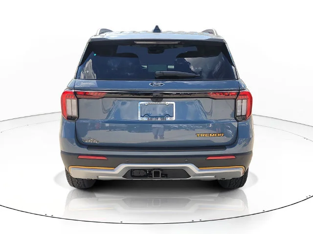 New 2026 Vapor Blue Ford Tremor image 6