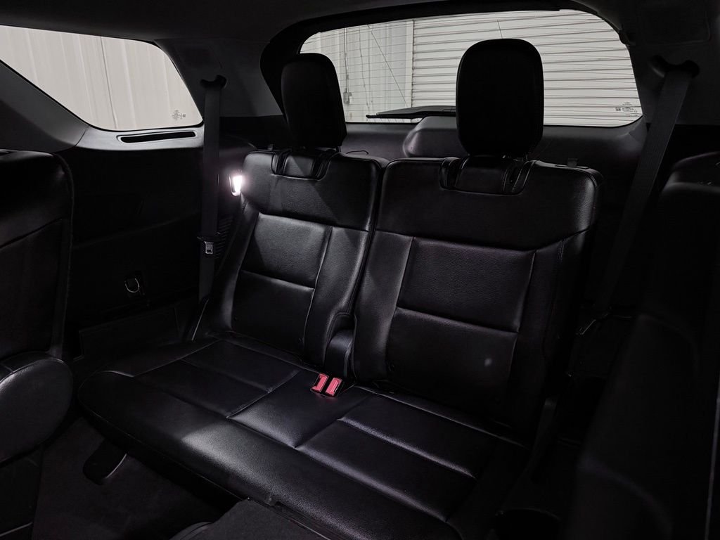 Used 2022 Black Ford Limited image 30